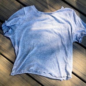 Cute gray lettuce edge cropped top